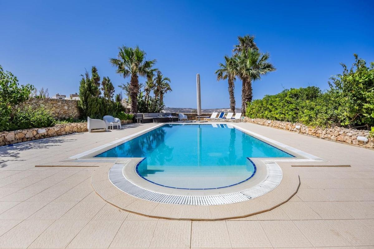 Ocean View House Getaway *
